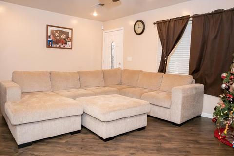 219 N Patsy St, Porterville, CA 93257 photo 4