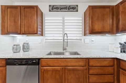 2430 E Arlen Ave, Visalia, CA 93292 photo 10
