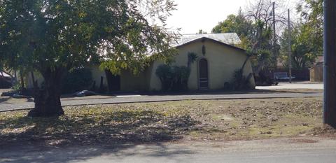 2761 E Goshen Ave, Visalia, CA 93292 photo 1