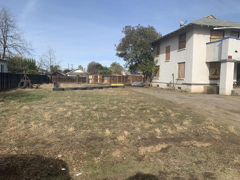 1365 E Whittaker Way, Dinuba, CA 93618 photo 2