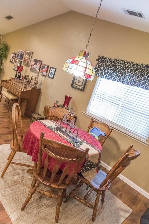 1803 E Independence Ave, Tulare, CA 93274 photo 19