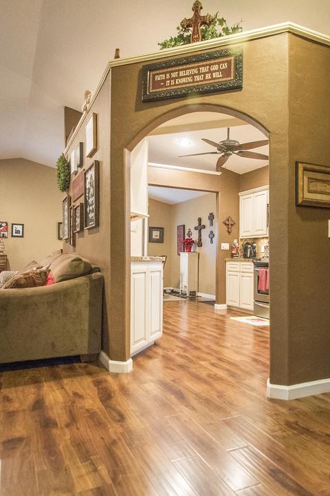 1803 E Independence Ave, Tulare, CA 93274 photo 8