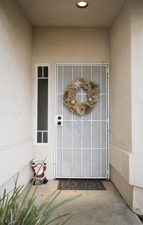 3835 E Four Creeks Ct, Visalia, CA 93292 photo 5