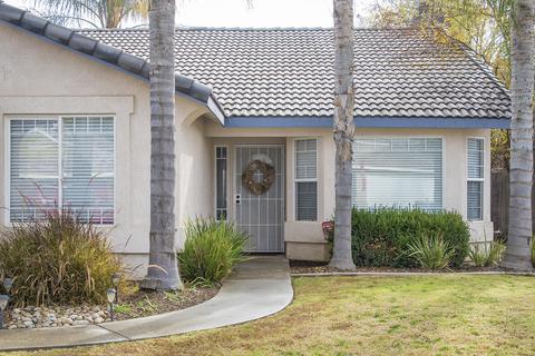 3835 E Four Creeks Ct, Visalia, CA 93292 photo 4