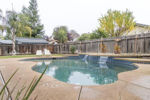 3835 E Four Creeks Ct, Visalia, CA 93292 photo 32
