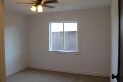 453 S Kaweah Ave, Exeter, CA 93221 photo 8