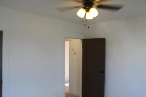 453 S Kaweah Ave, Exeter, CA 93221 photo 6