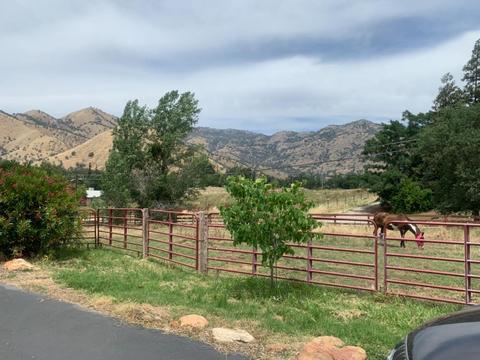 40718 Old Three Rivers Rd, Three Rivers, CA 93271 photo 12