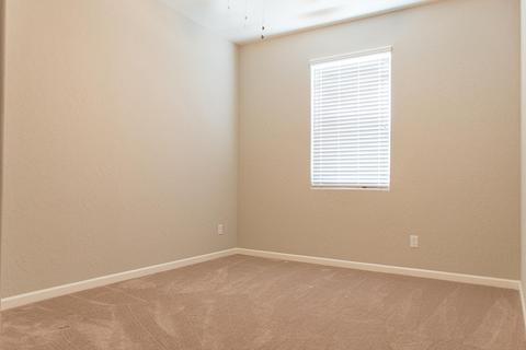 1685 Softwind Dr, Tulare, CA 93274 photo 29