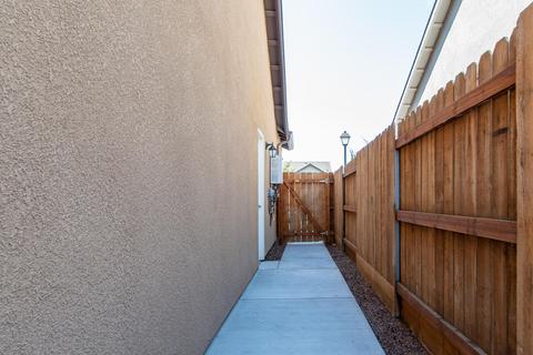 1685 Softwind Dr, Tulare, CA 93274 photo 41