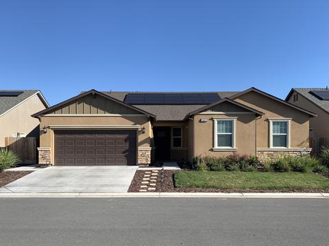 1685 Softwind Dr, Tulare, CA 93274 photo 1