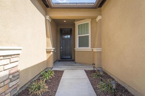 1685 Softwind Dr, Tulare, CA 93274 photo 5