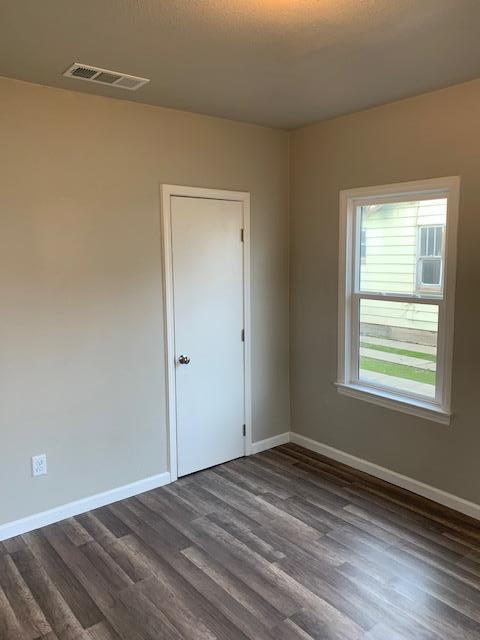 673 E Kern, Tulare, CA 93274 photo 14