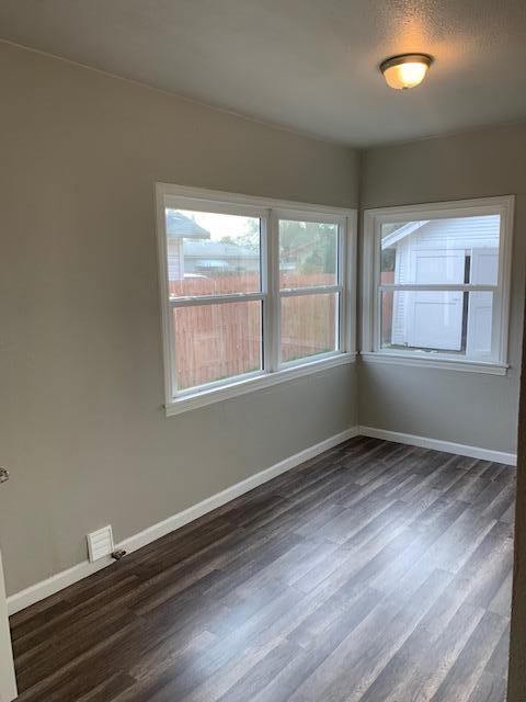 673 E Kern, Tulare, CA 93274 photo 4