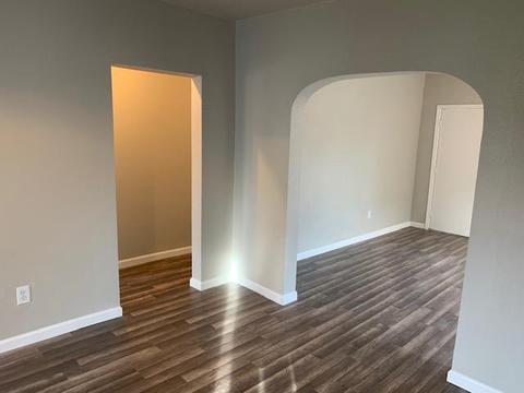 673 E Kern, Tulare, CA 93274 photo 6
