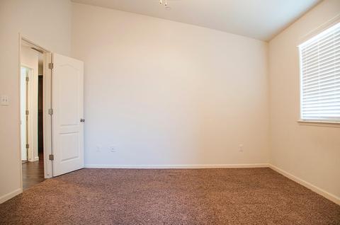 670 Blossom Ct, Exeter, CA 93221 photo 12