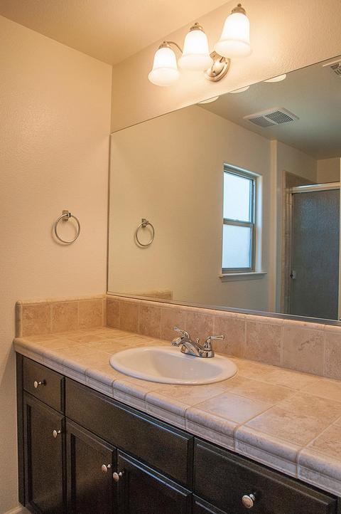670 Blossom Ct, Exeter, CA 93221 photo 13