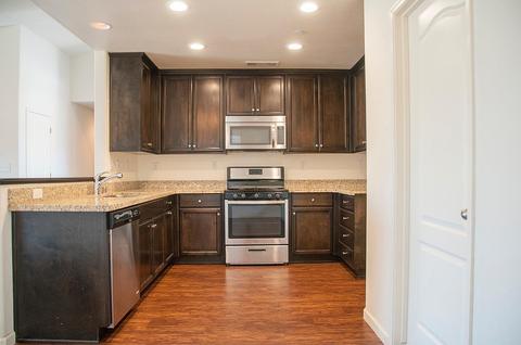 670 Blossom Ct, Exeter, CA 93221 photo 8