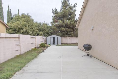 992 Tradition Dr, Lemoore, CA 93245 photo 28