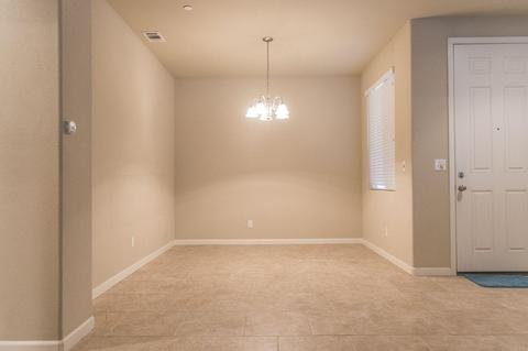992 Tradition Dr, Lemoore, CA 93245 photo 18
