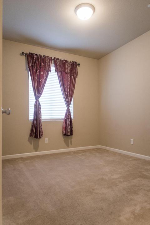 992 Tradition Dr, Lemoore, CA 93245 photo 24