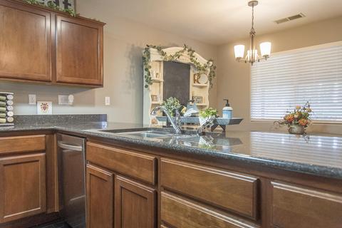 4209 E Murray Ave, Visalia, CA 93292 photo 17