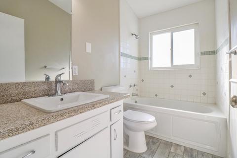 281 W Spring Ln, Lemoore, CA 93245 photo 10