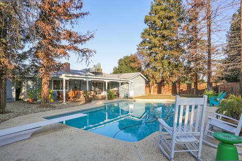2335 E Howard Ave, Visalia, CA 93292 photo 27