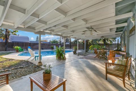 2335 E Howard Ave, Visalia, CA 93292 photo 31