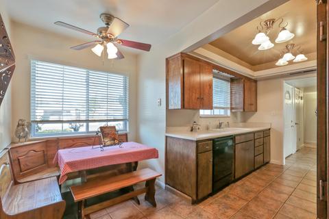 2335 E Howard Ave, Visalia, CA 93292 photo 12