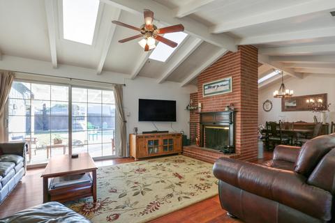 2335 E Howard Ave, Visalia, CA 93292 photo 5