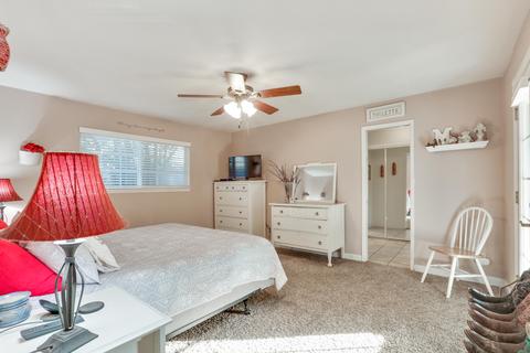 2335 E Howard Ave, Visalia, CA 93292 photo 22