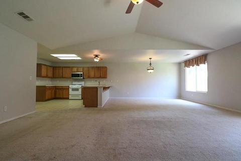 3937 E Oak Ave, Visalia, CA 93292 photo 3