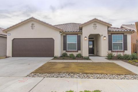 681 Strada St, Lemoore, CA 93245 photo 2