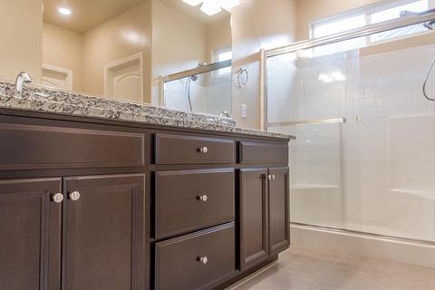 681 Strada St, Lemoore, CA 93245 photo 25