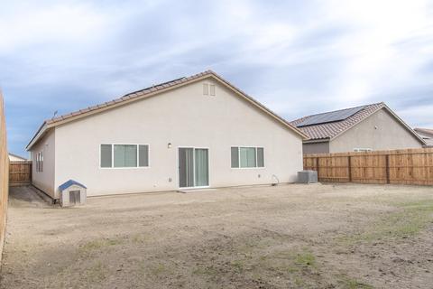 681 Strada St, Lemoore, CA 93245 photo 32