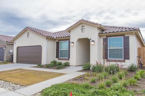 681 Strada St, Lemoore, CA 93245 photo 1