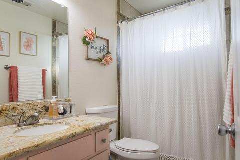 648 Cedar Ln, Lemoore, CA 93245 photo 33