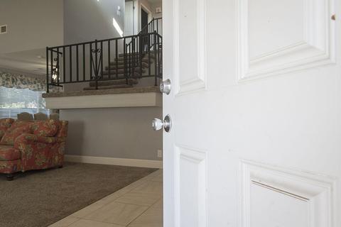 648 Cedar Ln, Lemoore, CA 93245 photo 4