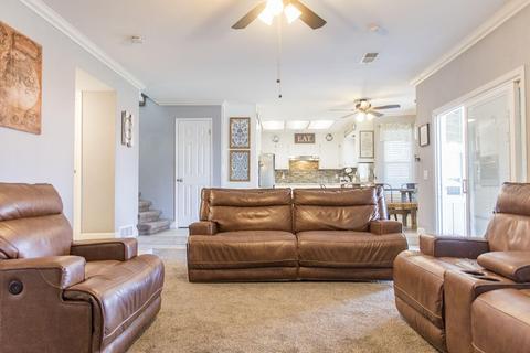 648 Cedar Ln, Lemoore, CA 93245 photo 22