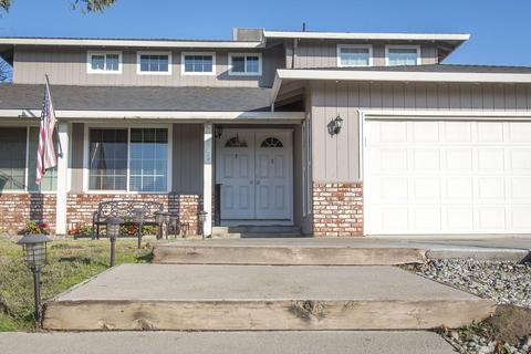 648 Cedar Ln, Lemoore, CA 93245 photo 3