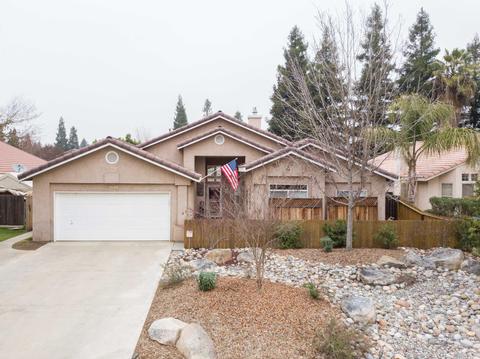 1548 E Dorothea Ave, Visalia, CA 93292 photo 2