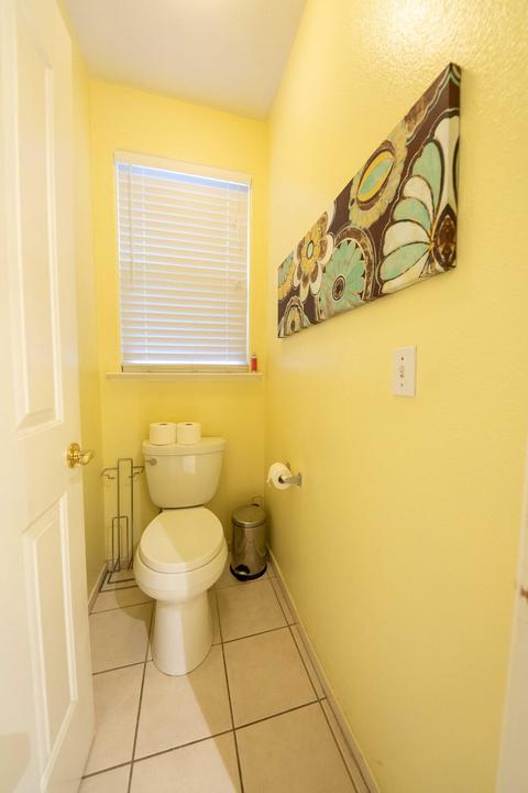 1548 E Dorothea Ave, Visalia, CA 93292 photo 27