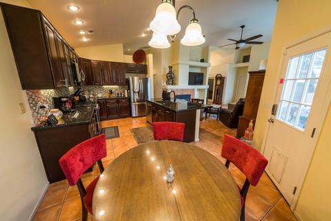 1548 E Dorothea Ave, Visalia, CA 93292 photo 15
