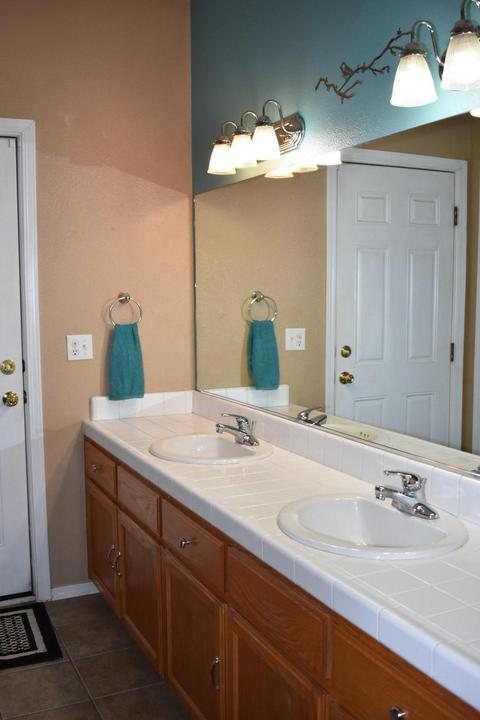 523 Village Ct, Exeter, CA 93221 photo 16