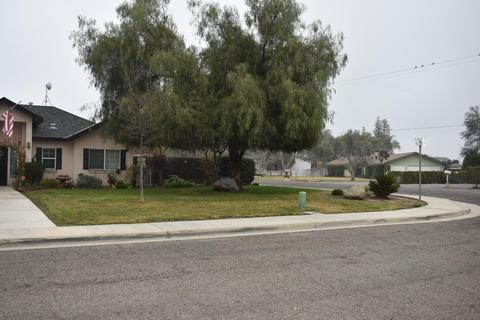 523 Village Ct, Exeter, CA 93221 photo 2