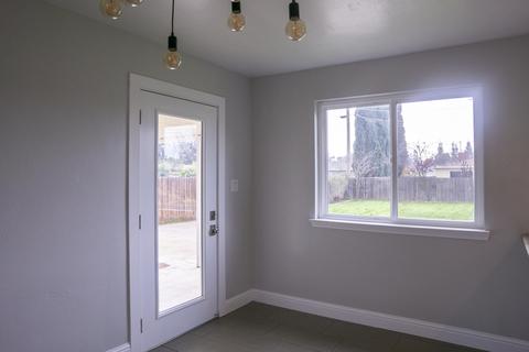 269 E Sandra Ave, Tulare, CA 93274 photo 13