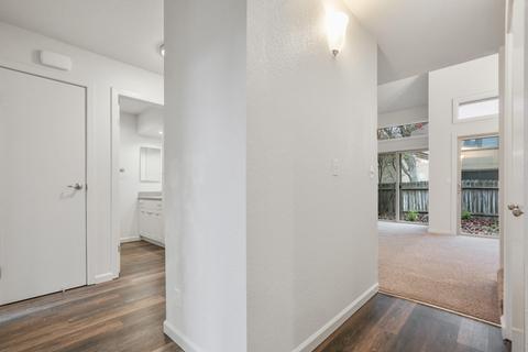 4736 W Iris Ave, Visalia, CA 93277 photo 5