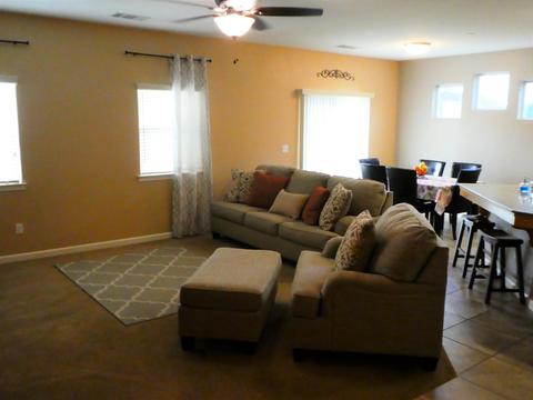 1781 E Arrowhead Pl, Tulare, CA 93274 photo 11