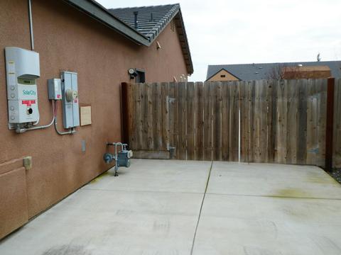 1781 E Arrowhead Pl, Tulare, CA 93274 photo 4